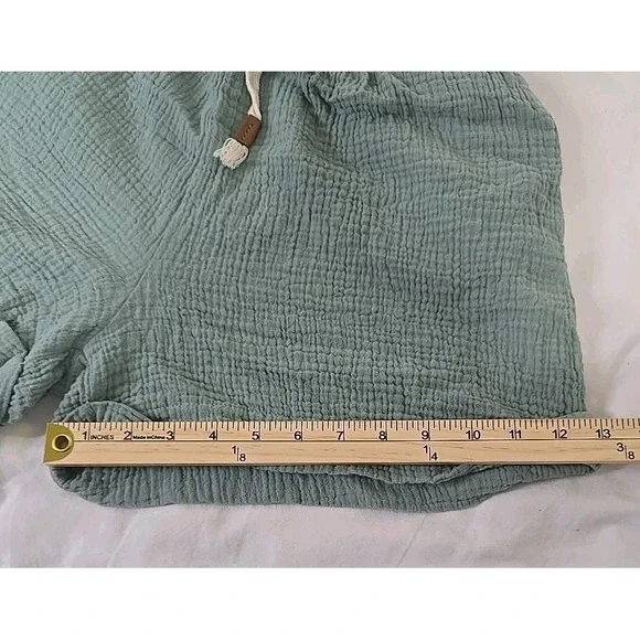 Paradise Women's Large Sage Green Shorts Set - Picture 11 of 14